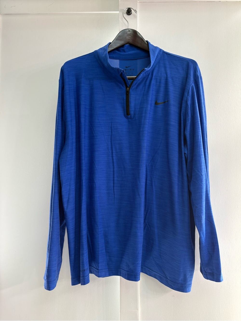 Nike Men’s Royal Blue Dri-FIT 1/4 Zip Long-Sleeve Pullover